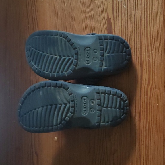 Blue crocs toddler size 9 - Picture 2 of 2